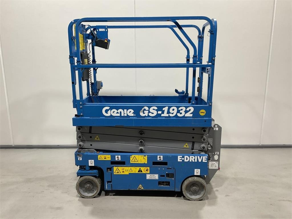 Genie GS-1932 - Nacelle ciseaux: photos 4 Genie GS-1932 - Nacelle ciseaux: photos 4