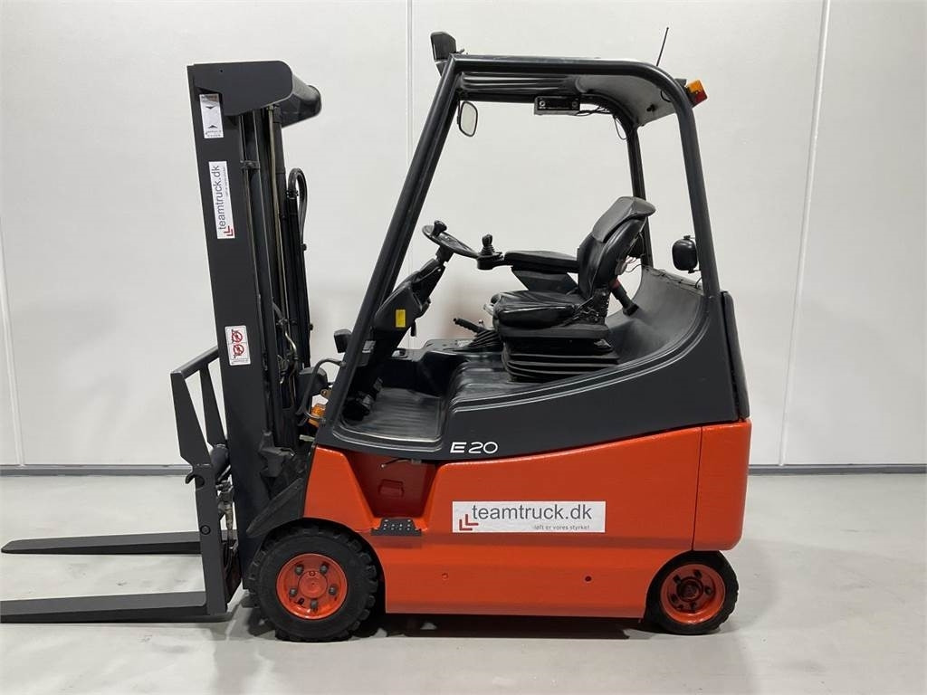 Linde E20 - Chariot élévateur électrique: photos 3 Linde E20 - Chariot élévateur électrique: photos 3