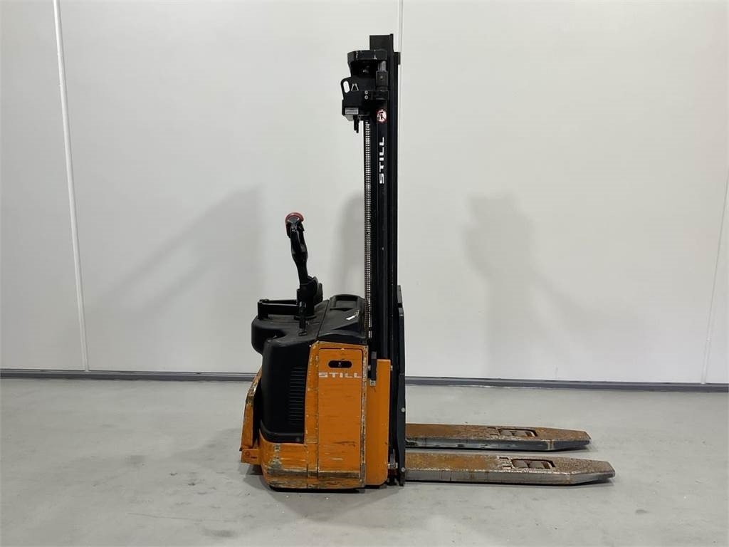 Still EFGV S14 - Gerbeur: photos 1 Still EFGV S14 - Gerbeur: photos 1