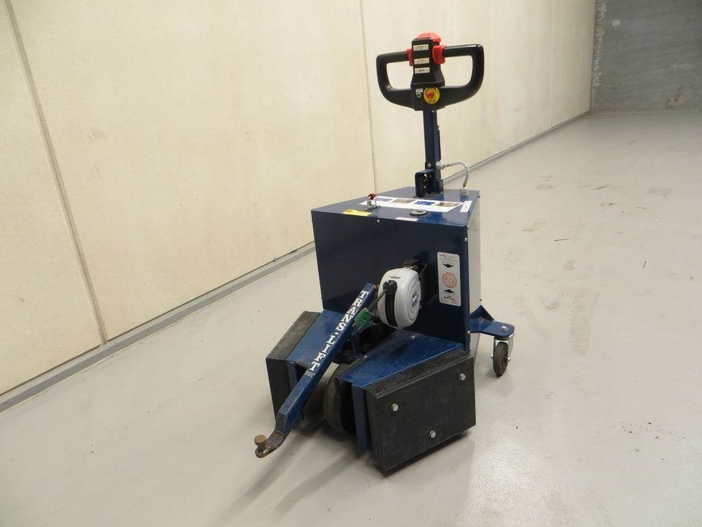 Trans lift TLD1806 - Chariot tracteur: photos 3 Trans lift TLD1806 - Chariot tracteur: photos 3