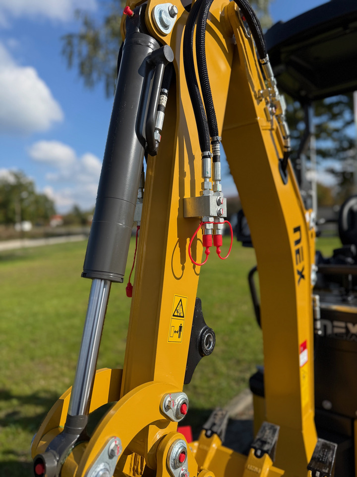 NEX N12 Full - Mini pelle: photos 5 NEX N12 Full - Mini pelle: photos 5