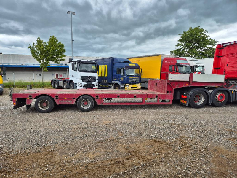 Faymonville 2 axle hydraulic steering // Machinetrailer - Semi-remorque surbaissé: photos 1 Faymonville 2 axle hydraulic steering // Machinetrailer - Semi-remorque surbaissé: photos 1