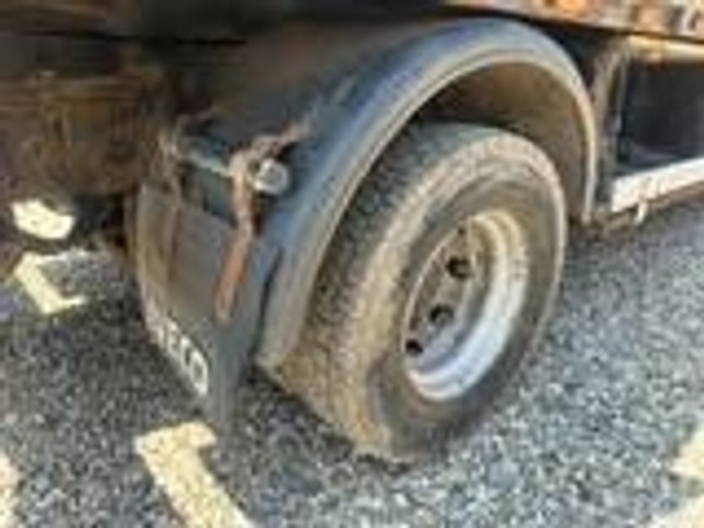 Iveco Eurocargo 120 EL 210hp / Fassi 80A Year 2012 + Tip - Camion grue: photos 4 Iveco Eurocargo 120 EL 210hp / Fassi 80A Year 2012 + Tip - Camion grue: photos 4