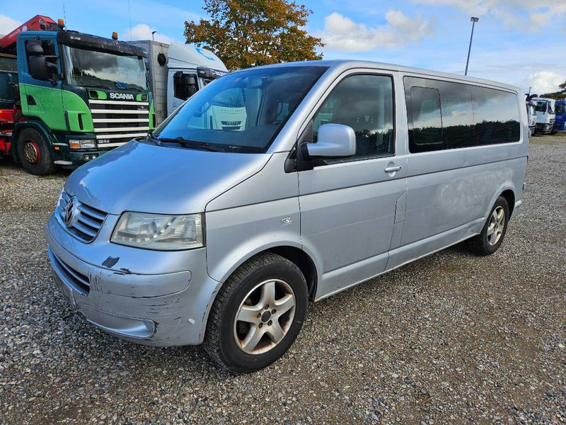 Volkswagen Caravelle 2,5 TDi 130 Comfortline 9prs 4d - Minibus, Transport de personnes: photos 1 Volkswagen Caravelle 2,5 TDi 130 Comfortline 9prs 4d - Minibus, Transport de personnes: photos 1