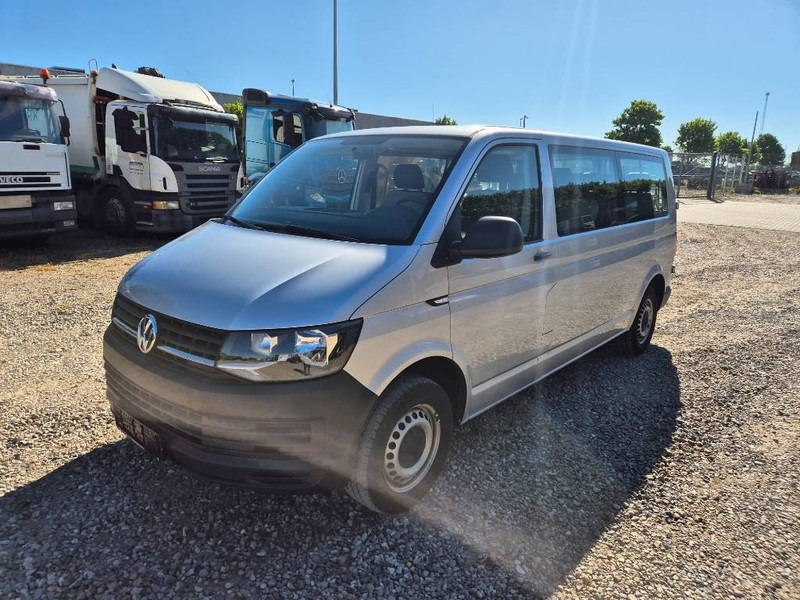 Voiture Volkswagen Transporter 2,0 TDi 102 Kombi lang 4d 9 prs: photos 7