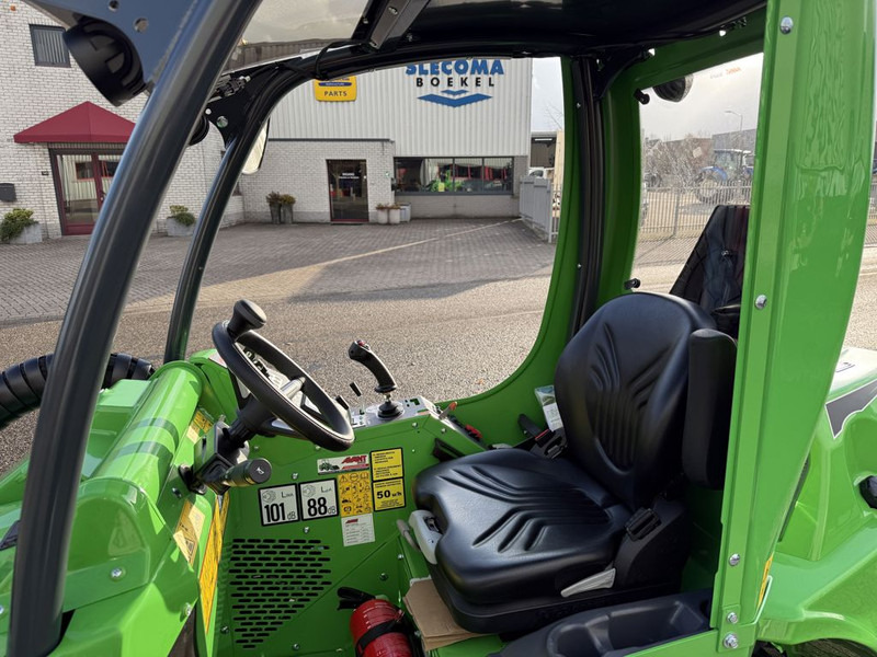 Avant 860i TDL+ - Chargeuse sur pneus: photos 5 Avant 860i TDL+ - Chargeuse sur pneus: photos 5