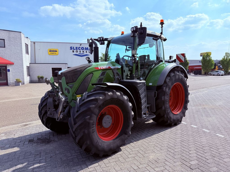 Fendt 718 Vario PowerPlus ONE - Tracteur agricole: photos 5 Fendt 718 Vario PowerPlus ONE - Tracteur agricole: photos 5