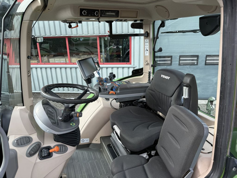 Fendt 720 S4 Vario Profi Plus - Tracteur agricole: photos 5 Fendt 720 S4 Vario Profi Plus - Tracteur agricole: photos 5