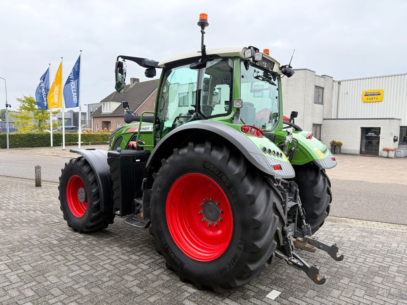 Fendt 720 S4 Vario Profi Plus - Tracteur agricole: photos 2 Fendt 720 S4 Vario Profi Plus - Tracteur agricole: photos 2