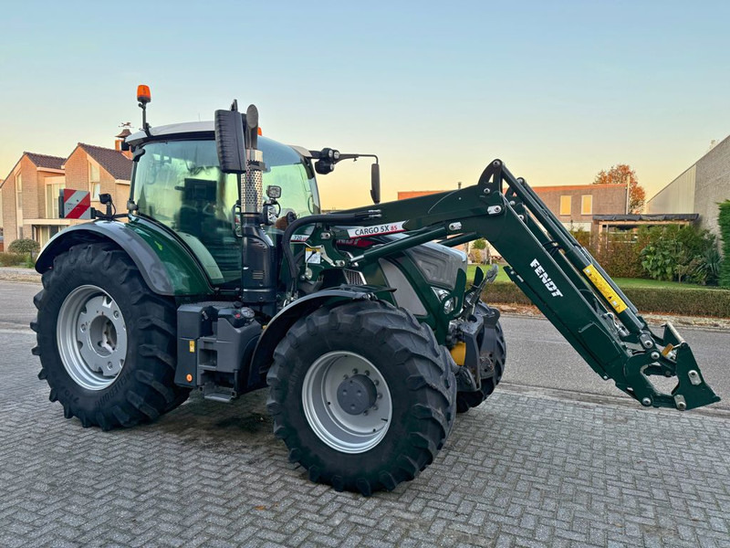 Fendt 720 Vario ProfiPlus + Cargo 5X85 - Tracteur agricole: photos 4 Fendt 720 Vario ProfiPlus + Cargo 5X85 - Tracteur agricole: photos 4