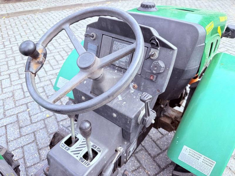 Tracteur agricole Ferrari VIPAR F30L AR: photos 11