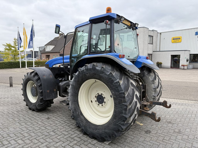 New Holland 8360 Range Command - Tracteur agricole: photos 2 New Holland 8360 Range Command - Tracteur agricole: photos 2