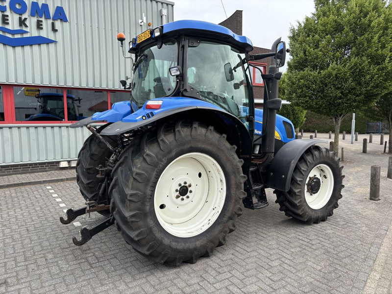 New Holland T6010 Plus Supersteer - Tracteur agricole: photos 3 New Holland T6010 Plus Supersteer - Tracteur agricole: photos 3