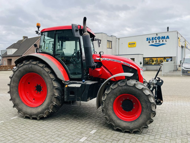 Zetor Forterra HD150 - Tracteur agricole: photos 2 Zetor Forterra HD150 - Tracteur agricole: photos 2