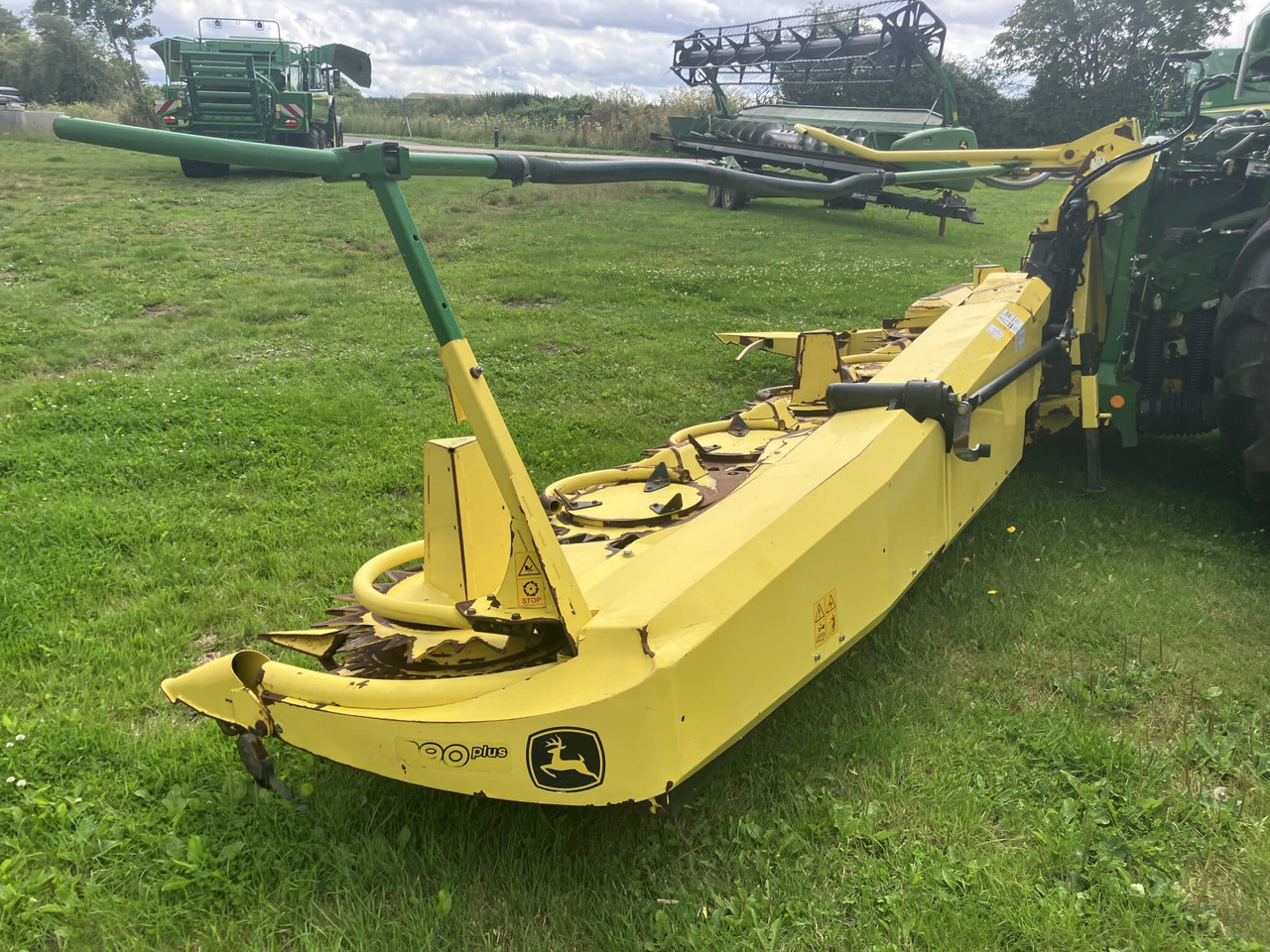John Deere 390 Plus - Cueilleur de maïs: photos 4 John Deere 390 Plus - Cueilleur de maïs: photos 4