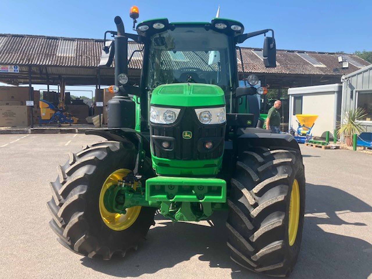 John Deere 6140M - Tracteur agricole: photos 4 John Deere 6140M - Tracteur agricole: photos 4