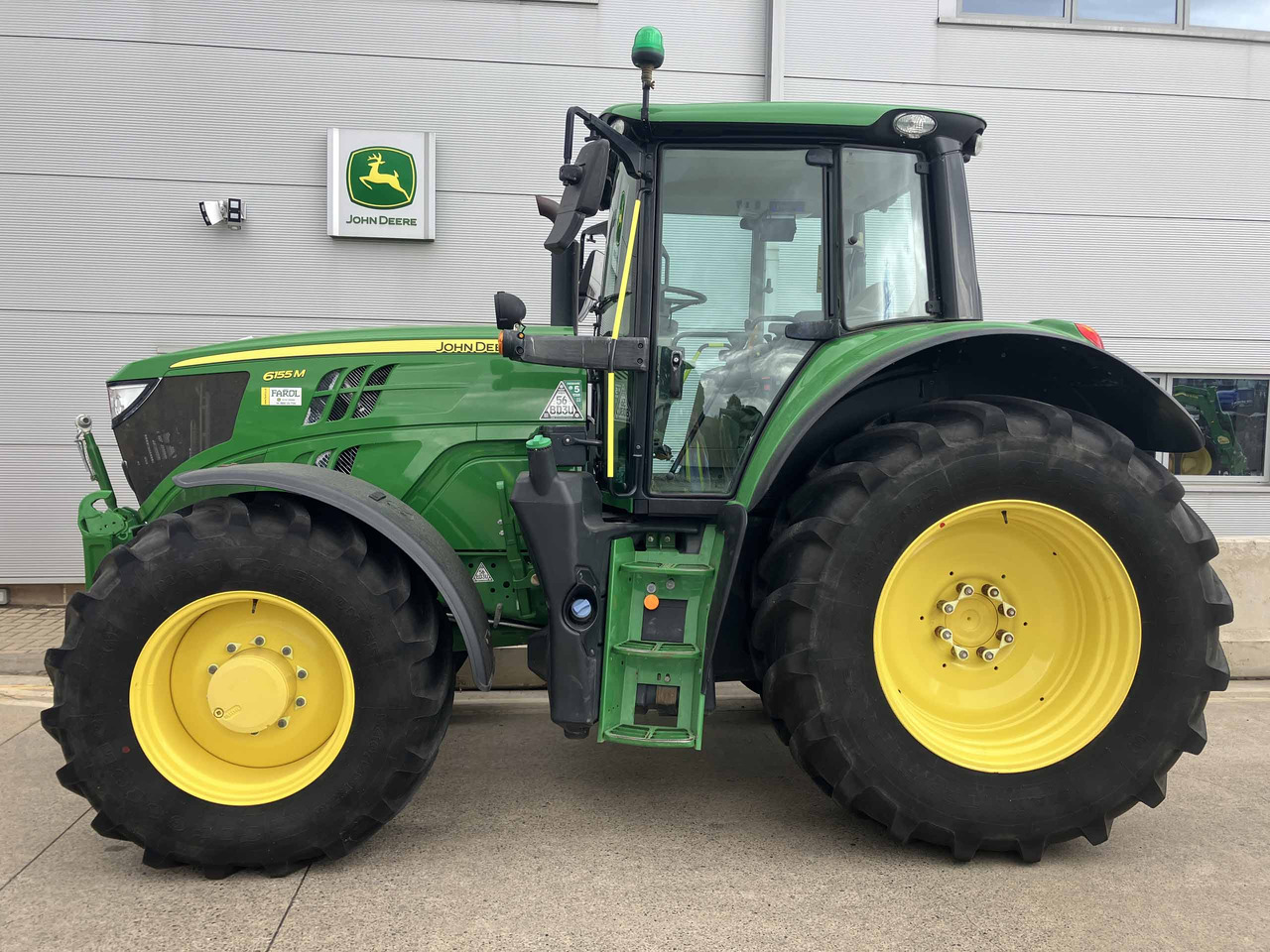 John Deere 6155M - Tracteur agricole: photos 2 John Deere 6155M - Tracteur agricole: photos 2