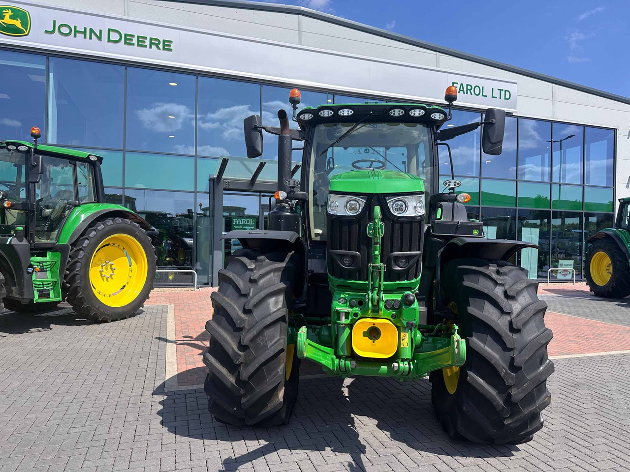 John Deere 6195R - Tracteur agricole: photos 4 John Deere 6195R - Tracteur agricole: photos 4