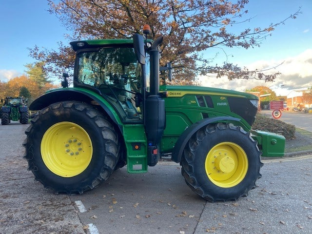 John Deere 6R 185 - Tracteur agricole: photos 3 John Deere 6R 185 - Tracteur agricole: photos 3