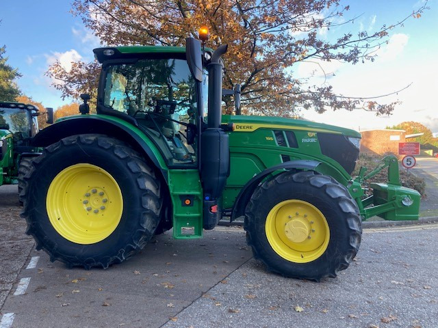 John Deere 6R 185 - Tracteur agricole: photos 3 John Deere 6R 185 - Tracteur agricole: photos 3