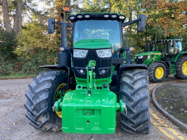 John Deere 6R 185 - Tracteur agricole: photos 2 John Deere 6R 185 - Tracteur agricole: photos 2