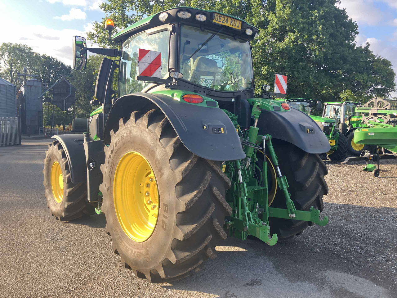 John Deere 6R 250 - Tracteur agricole: photos 3 John Deere 6R 250 - Tracteur agricole: photos 3