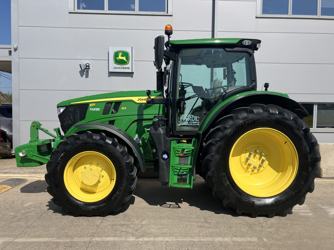 John Deere 6R155 - Tracteur agricole: photos 2 John Deere 6R155 - Tracteur agricole: photos 2