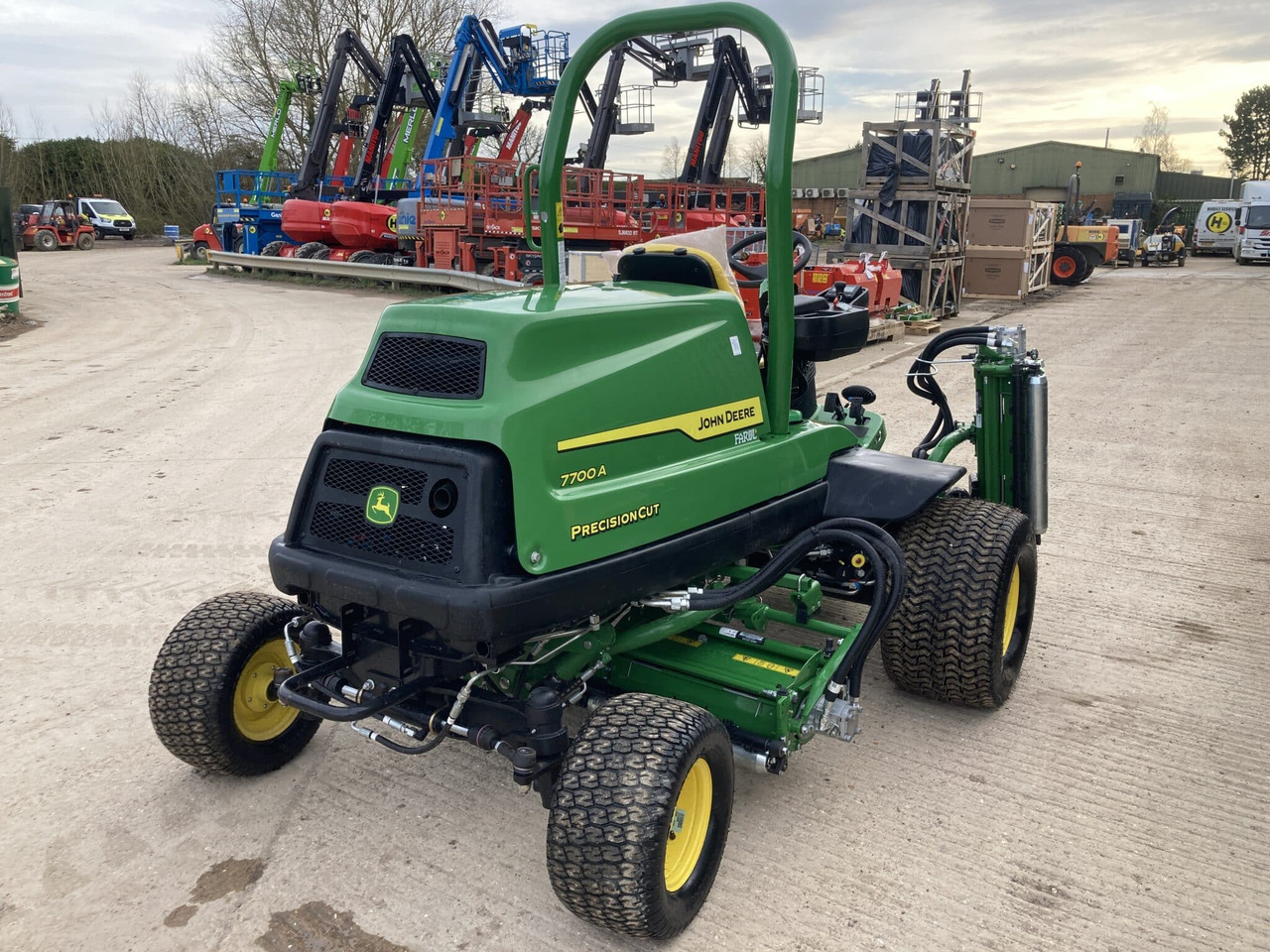 John Deere 7700A Fairway Mower - Motofaucheuse: photos 5 John Deere 7700A Fairway Mower - Motofaucheuse: photos 5