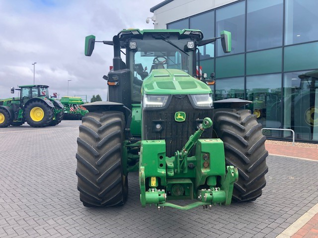 John Deere 8R 370 - Tracteur agricole: photos 2 John Deere 8R 370 - Tracteur agricole: photos 2