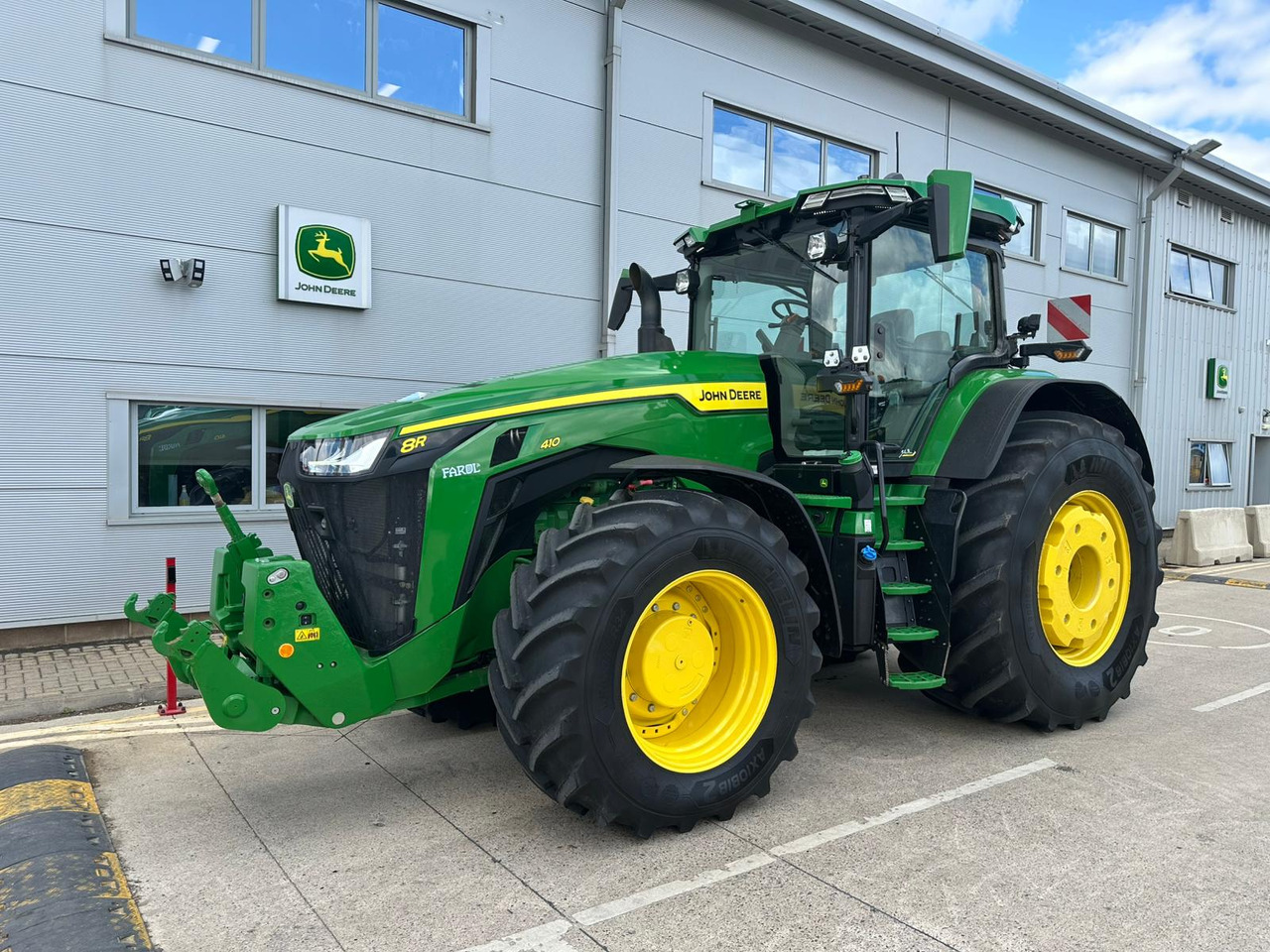 John Deere 8R 410 - Tracteur agricole: photos 1 John Deere 8R 410 - Tracteur agricole: photos 1