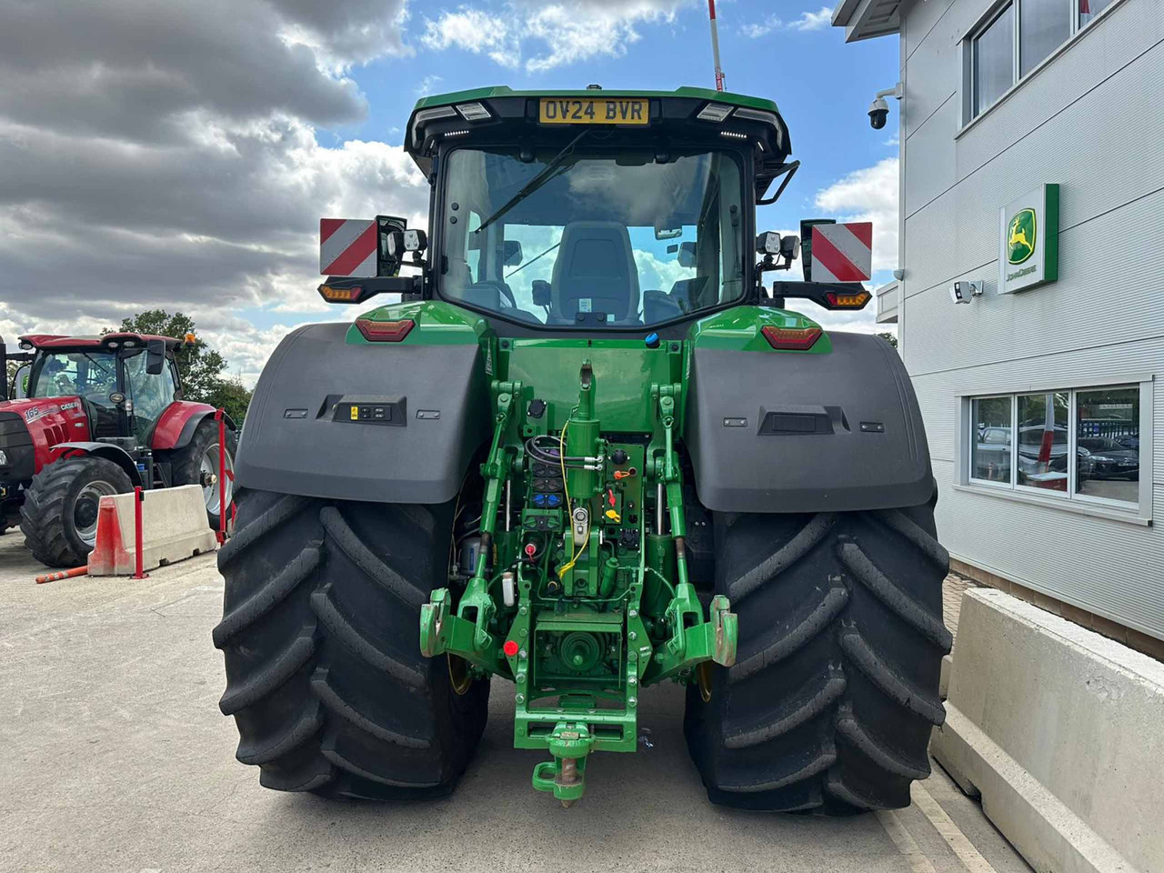 John Deere 8R 410 - Tracteur agricole: photos 2 John Deere 8R 410 - Tracteur agricole: photos 2