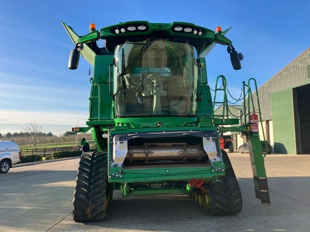 John Deere S690 TM - Moissonneuse-batteuse: photos 3 John Deere S690 TM - Moissonneuse-batteuse: photos 3