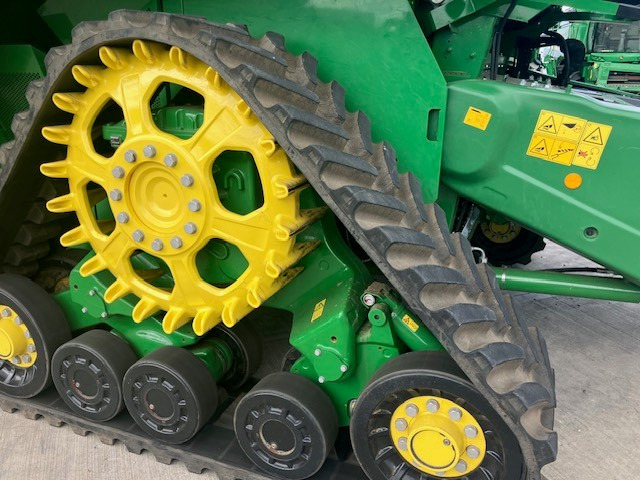 John Deere S790 - Moissonneuse-batteuse: photos 3 John Deere S790 - Moissonneuse-batteuse: photos 3
