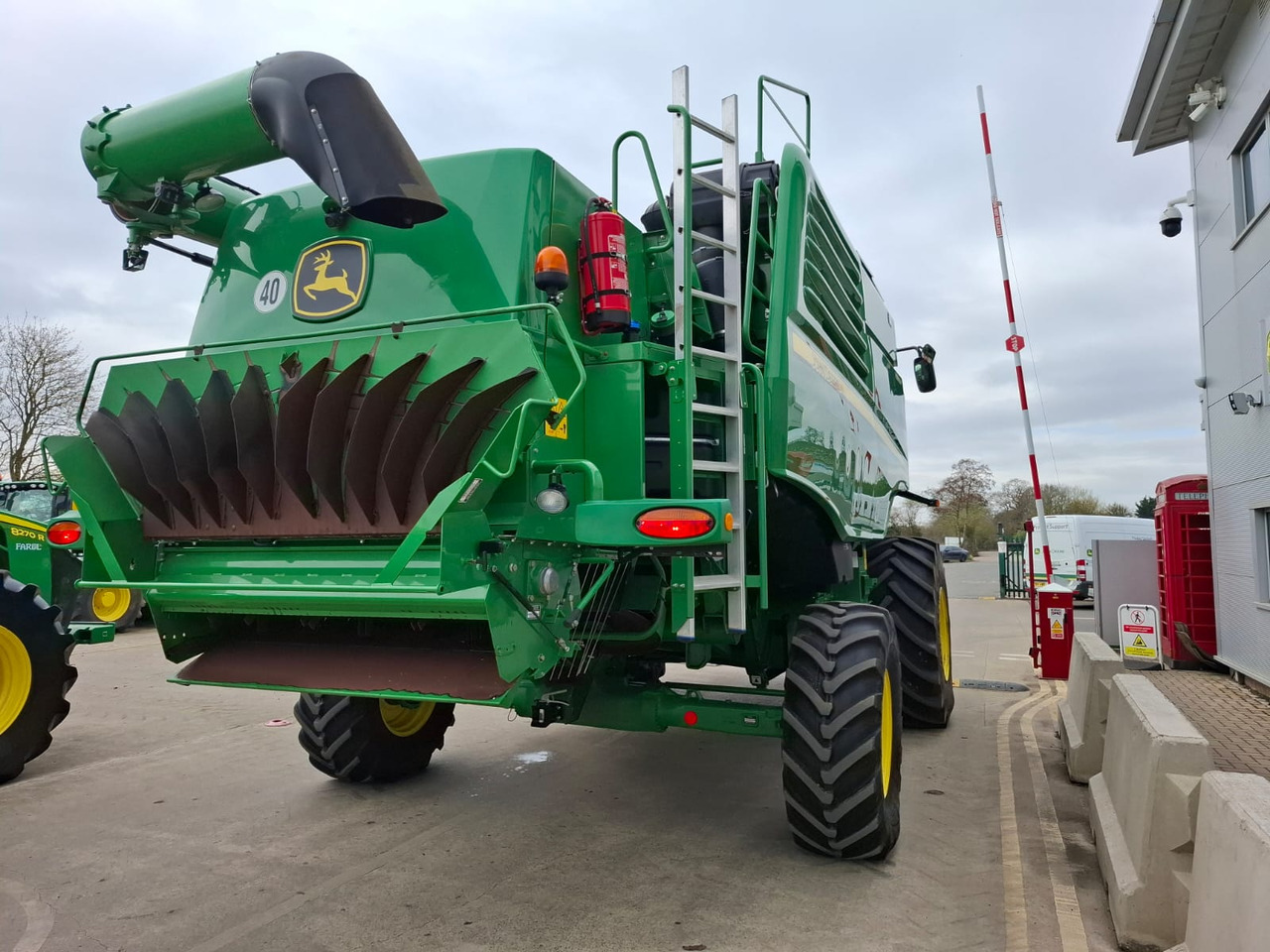 John Deere T670 - Moissonneuse-batteuse: photos 4 John Deere T670 - Moissonneuse-batteuse: photos 4