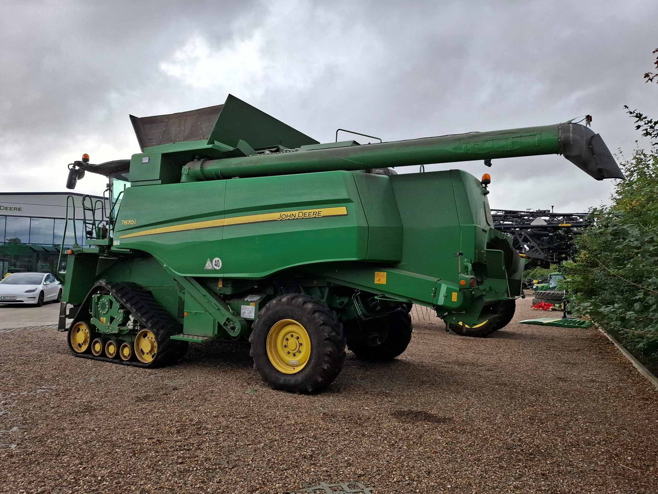 John Deere T670i - Moissonneuse-batteuse: photos 3 John Deere T670i - Moissonneuse-batteuse: photos 3
