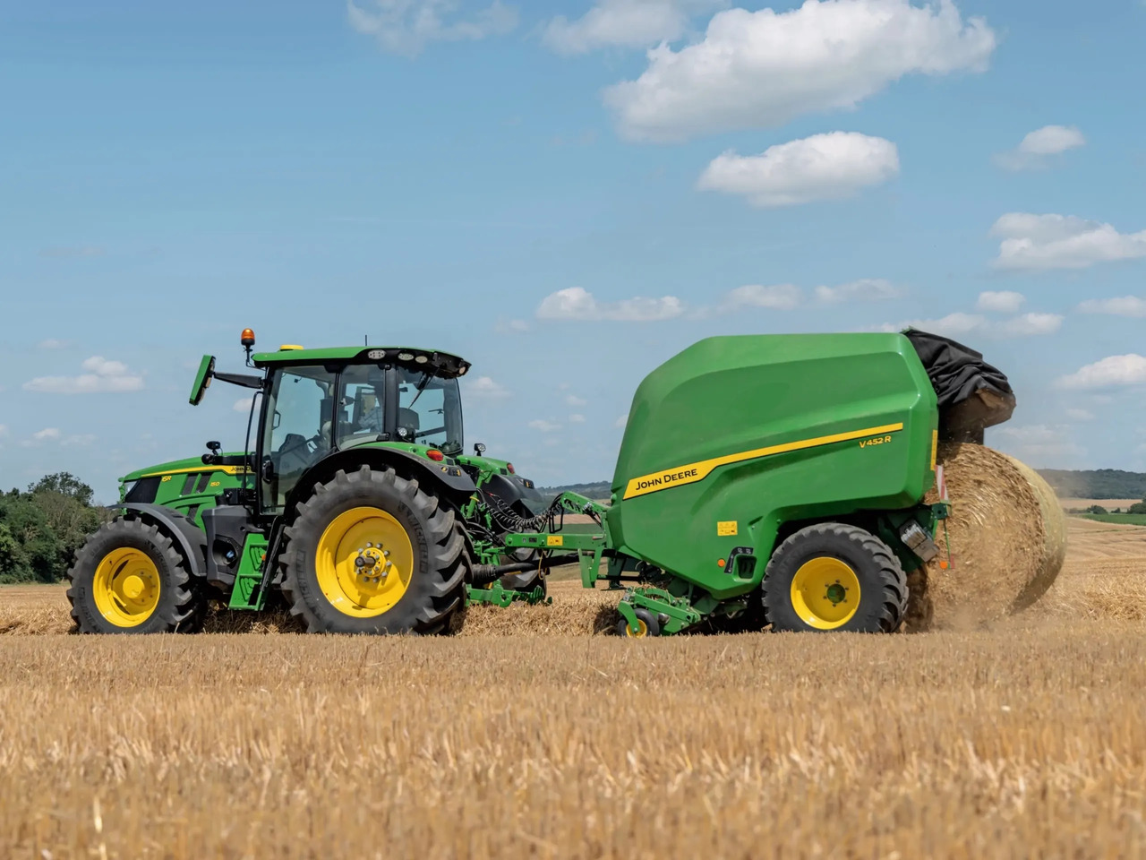 John Deere V452R - Matériel de fenaison: photos 1 John Deere V452R - Matériel de fenaison: photos 1