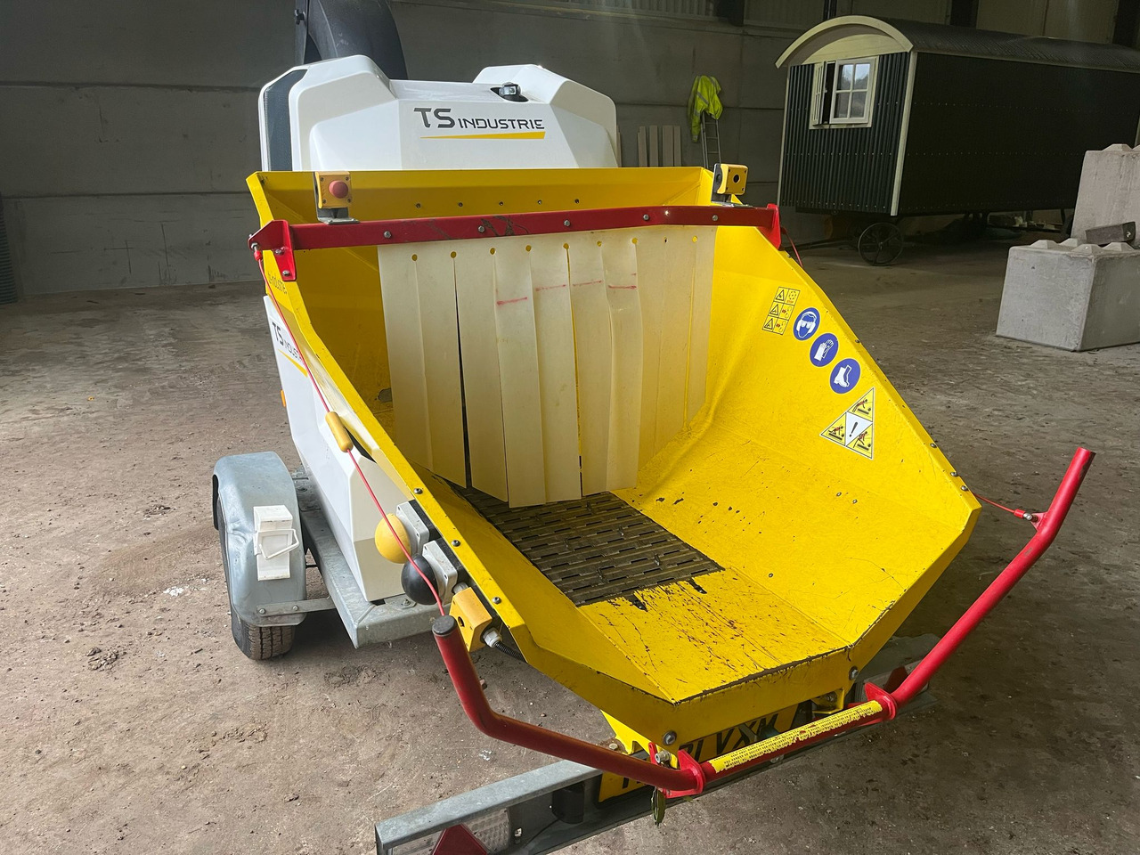 TS Industrie Puma 35D chipper shredder - Broyeur de végétaux: photos 4 TS Industrie Puma 35D chipper shredder - Broyeur de végétaux: photos 4