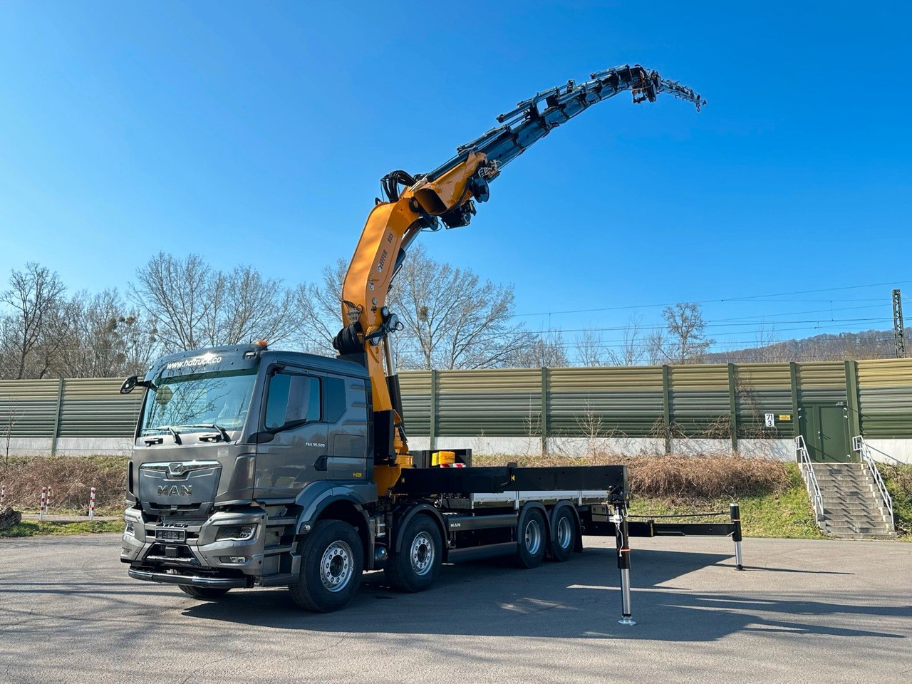 MAN TGS 35.520 8X4 TG 3 EFFER 955-8s +Jib 6sAUTOKRAN - Camion grue: photos 1 MAN TGS 35.520 8X4 TG 3 EFFER 955-8s +Jib 6sAUTOKRAN - Camion grue: photos 1