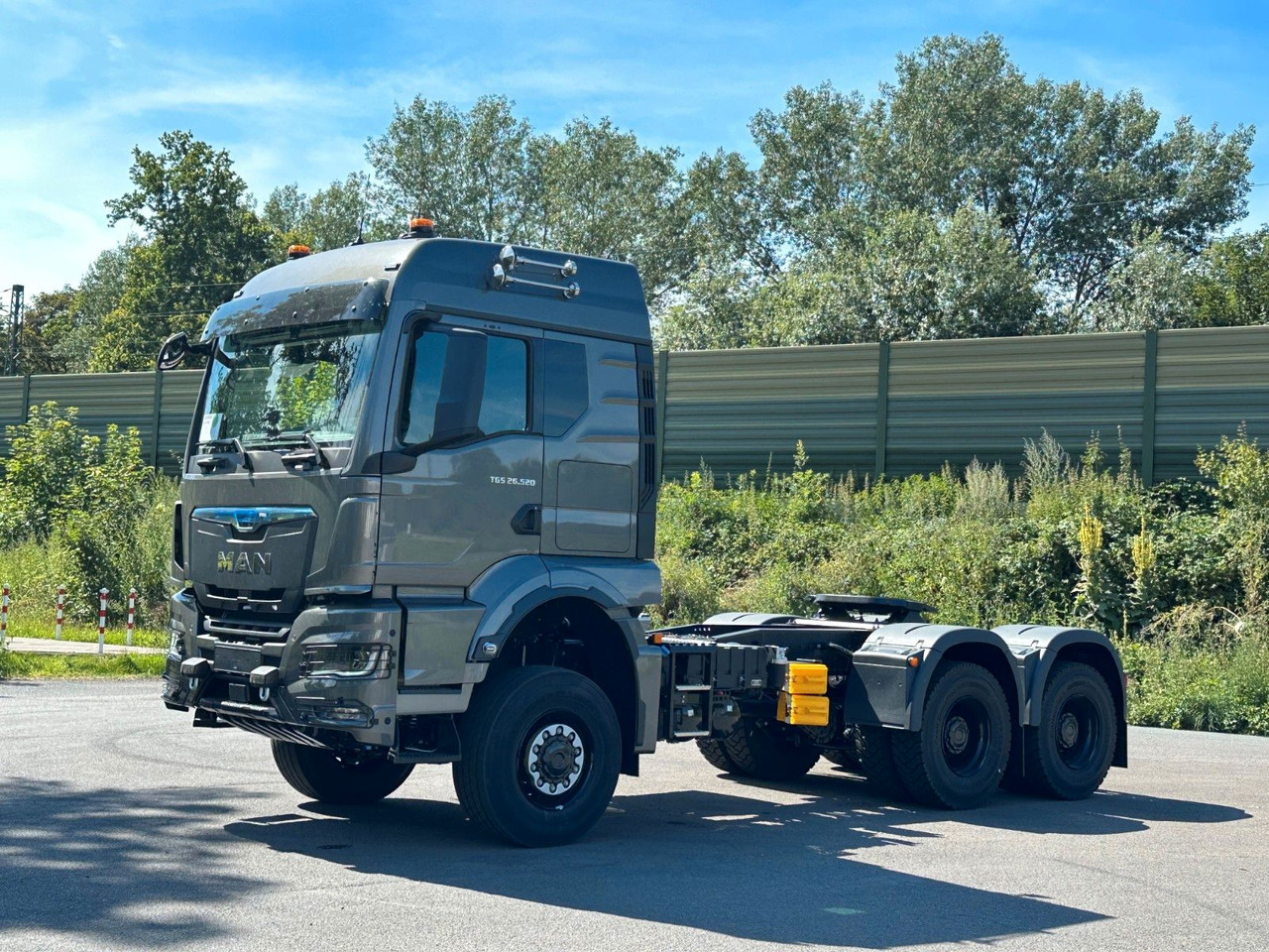 MAN TGS 26.520 6x6 - Tracteur routier: photos 2 MAN TGS 26.520 6x6 - Tracteur routier: photos 2