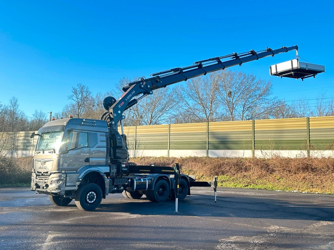 MAN TGS 26.520 6x6 Kran HIAB X-HIPRO 548E-8 - Tracteur routier: photos 1 MAN TGS 26.520 6x6 Kran HIAB X-HIPRO 548E-8 - Tracteur routier: photos 1