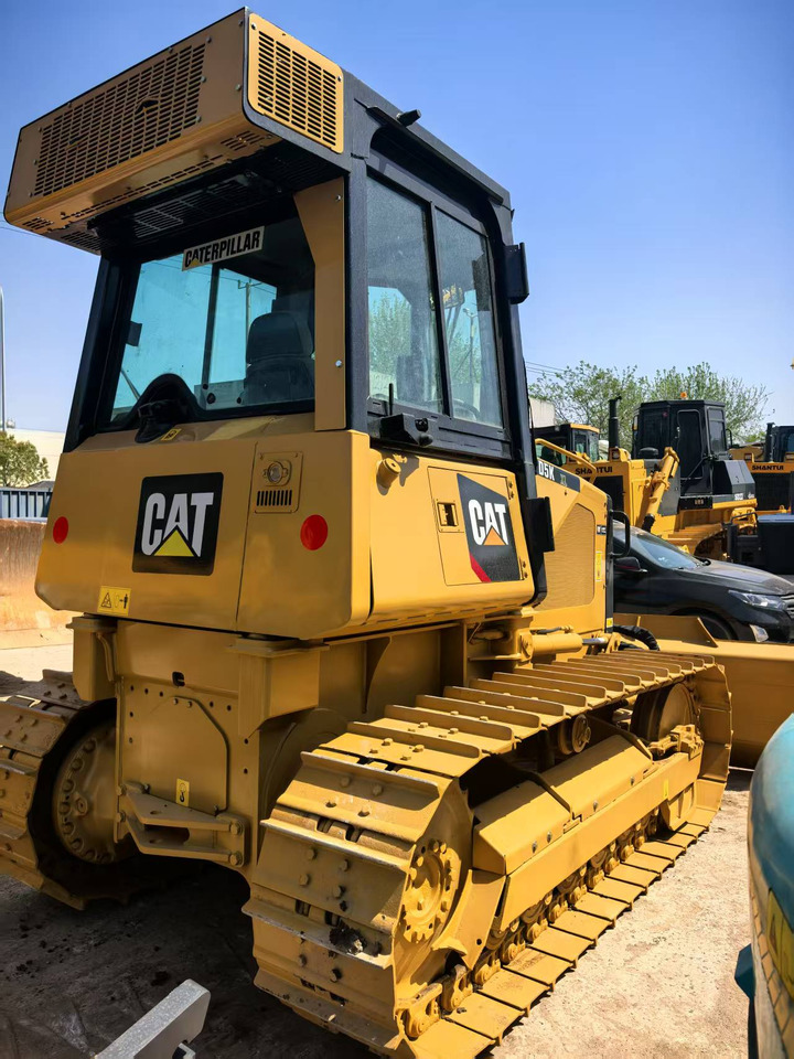 CATERPILLAR D5K - Bulldozer: photos 4 CATERPILLAR D5K - Bulldozer: photos 4
