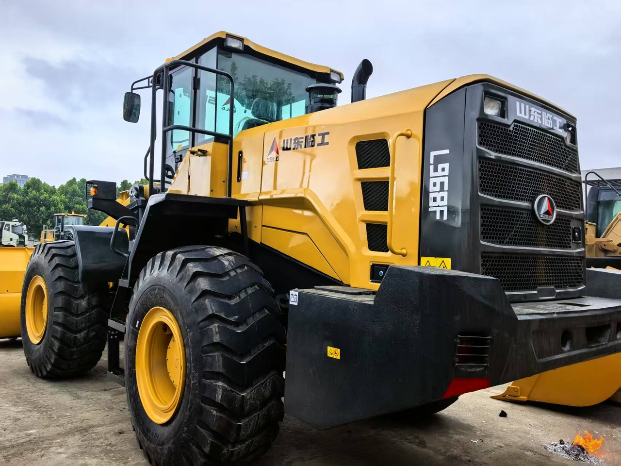 SDLG LG968F - Chargeuse sur pneus: photos 4 SDLG LG968F - Chargeuse sur pneus: photos 4