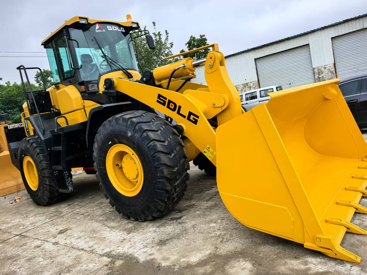SDLG LG968F - Chargeuse sur pneus: photos 3 SDLG LG968F - Chargeuse sur pneus: photos 3
