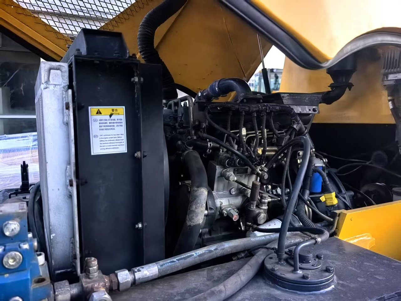 Compacteur à pieds de mouton/ Monocylindre XCMG XS123J: photos 6 Compacteur à pieds de mouton/ Monocylindre XCMG XS123J: photos 6