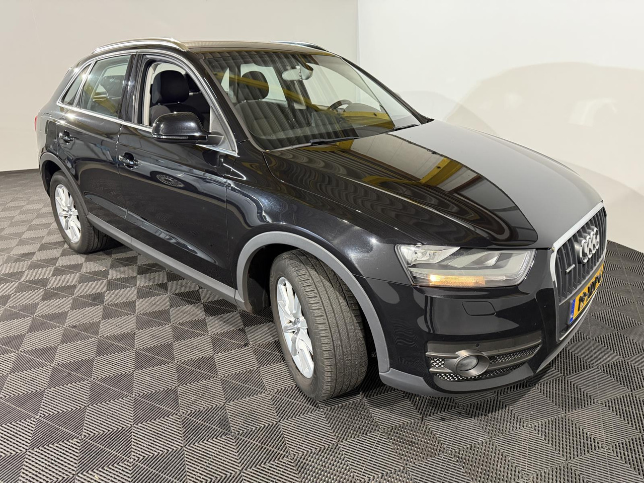 Audi | Q3 | 2.0 TFSI quattro Pro Line | 2012 | 204.122 km | 19XDP6 | Logisch - SUV: photos 3 Audi | Q3 | 2.0 TFSI quattro Pro Line | 2012 | 204.122 km | 19XDP6 | Logisch - SUV: photos 3