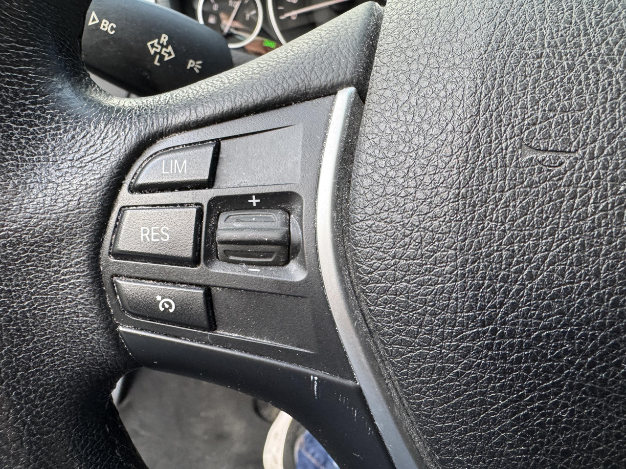 Voiture BMW | 4-serie Coupé | 420i Executive Automaat | 2015 | 213.401 km | 2ZGG53 | Logisch: photos 18 Voiture BMW | 4-serie Coupé | 420i Executive Automaat | 2015 | 213.401 km | 2ZGG53 | Logisch: photos 18