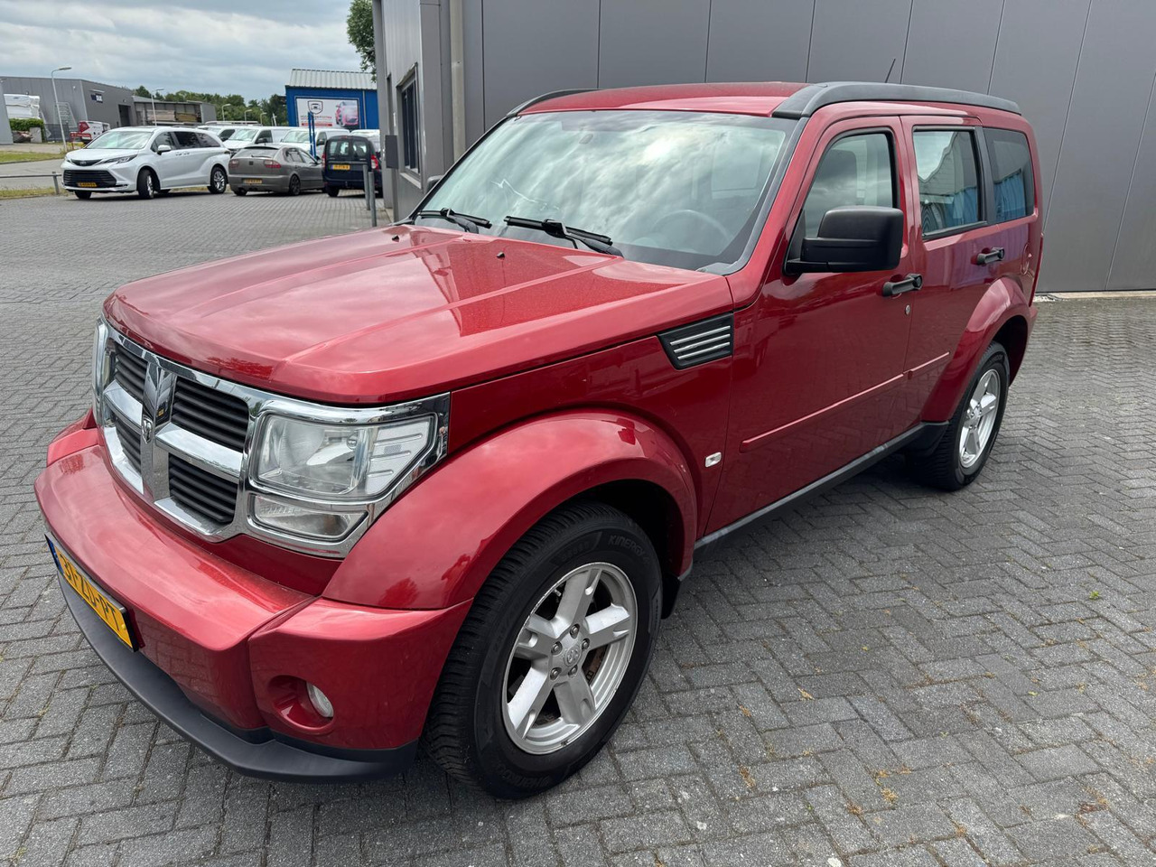 Dodge Nitro 3.7 V6 SXT 2007 209.339 km 31-ZD-PT - SUV: photos 1 Dodge Nitro 3.7 V6 SXT 2007 209.339 km 31-ZD-PT - SUV: photos 1