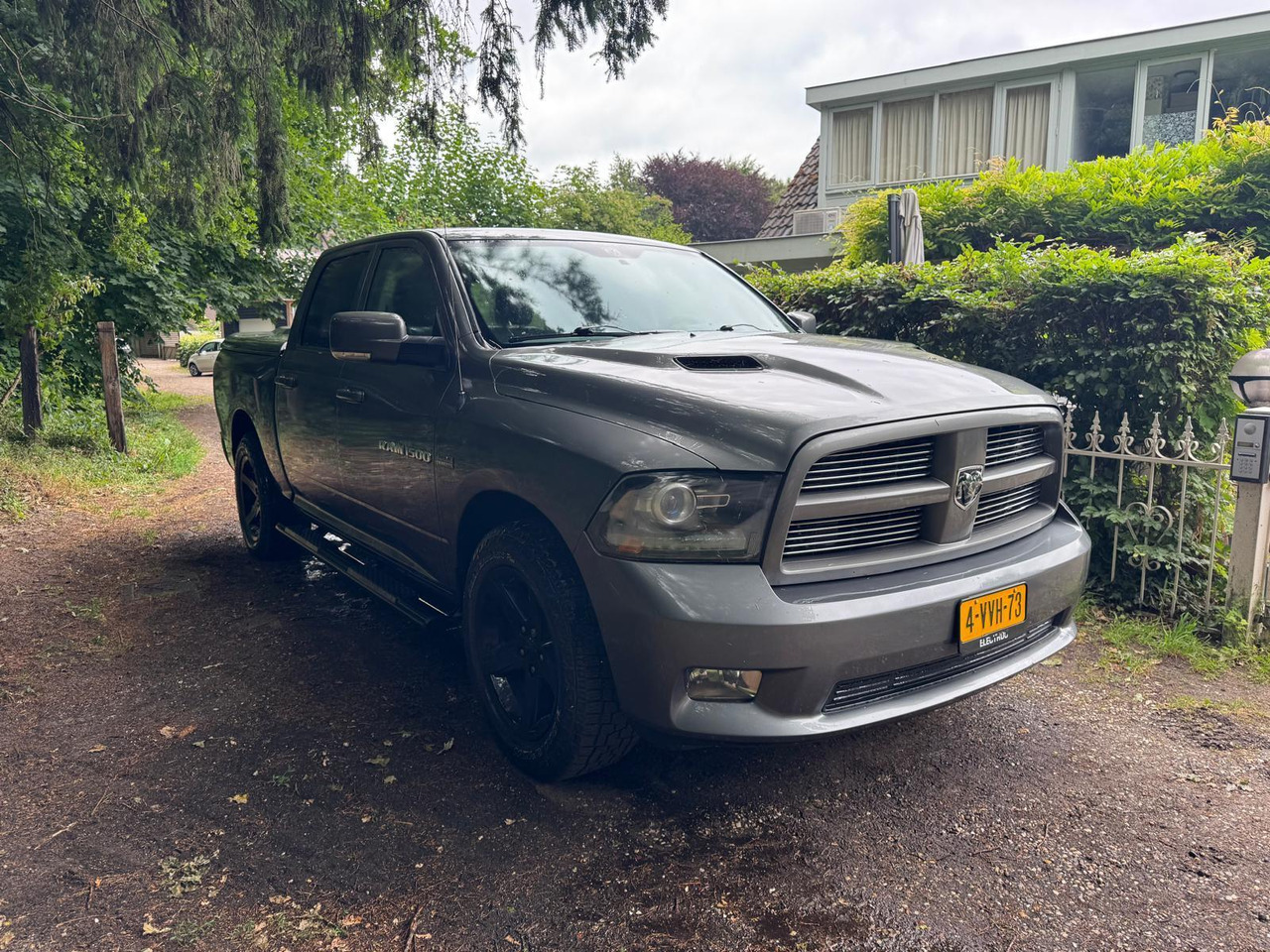 Dodge Ram 1500 5.7 V8 4X4 Crew Cab 5'7 Sport LPG 2012 248.406 km 4-VVH-73 - Pick-up: photos 3 Dodge Ram 1500 5.7 V8 4X4 Crew Cab 5'7 Sport LPG 2012 248.406 km 4-VVH-73 - Pick-up: photos 3