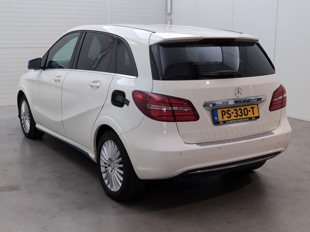 Mercedes - Benz B - klasse 250 e Prestige 28 kWh | 2017 | 84.589 km | PS330T | NAP: Geen oordeel - Voiture: photos 3 Mercedes - Benz B - klasse 250 e Prestige 28 kWh | 2017 | 84.589 km | PS330T | NAP: Geen oordeel - Voiture: photos 3