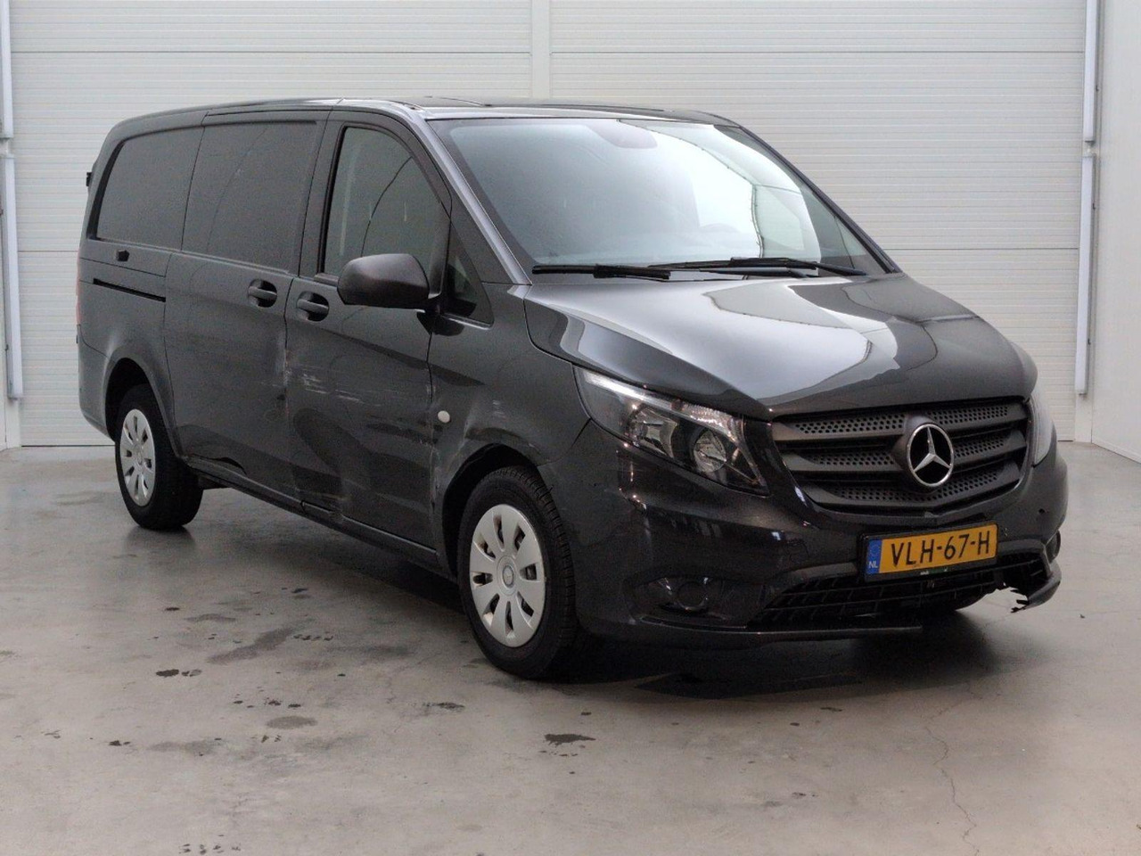 Mercedes-Benz Vito 110 CDI Lang | 2019 | 160.547 km | VLH67H | NAP: Geen oordeel - Fourgon utilitaire: photos 2 Mercedes-Benz Vito 110 CDI Lang | 2019 | 160.547 km | VLH67H | NAP: Geen oordeel - Fourgon utilitaire: photos 2